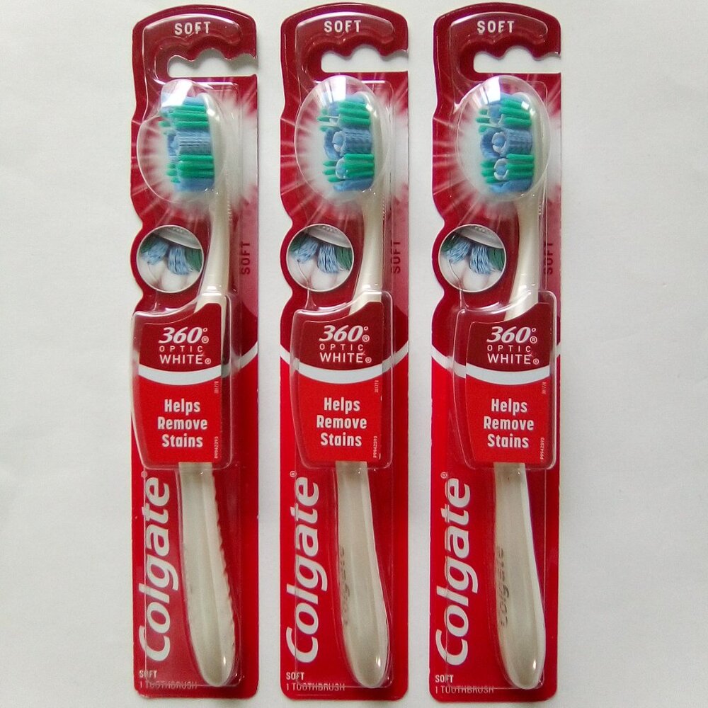 3 Packs of Colgate 360° Optic White Toothbrush, Soft